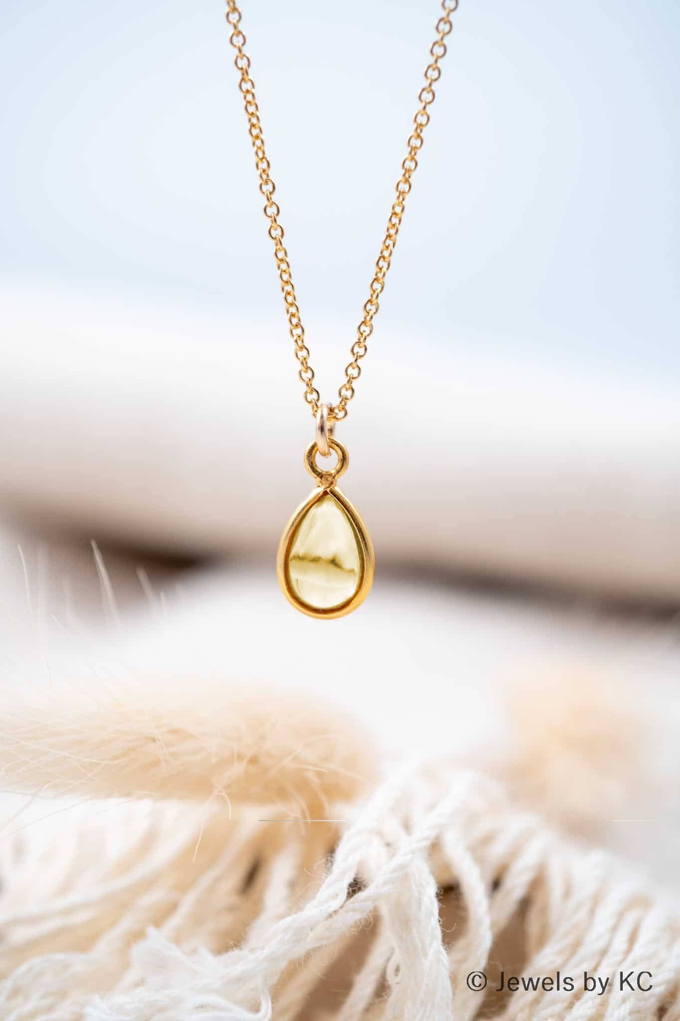 gouden-hangertje-ketting-970orv-1.jpg gouden hangertje ketting - Afbeelding 1