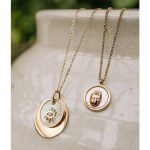 hanger voor aan ketting