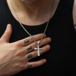 heren ketting met kruis